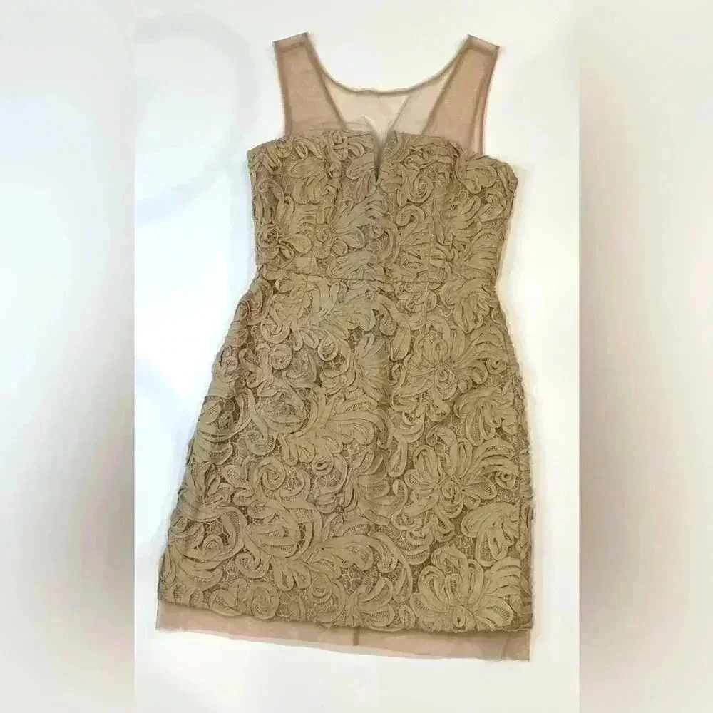 Women’s bcbgMaxAzria tan lace sleeveless cocktail floral dress size 6 - Picture 2 of 5